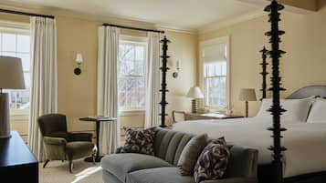 Belden House Guest Room | In-room safe, iron/ironing board, free WiFi, bed sheets