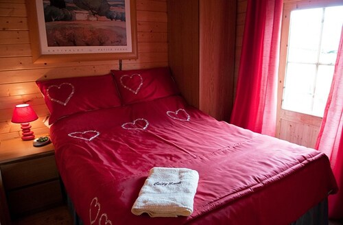 Brecon Bliss Lodge on Coity Bach Farm