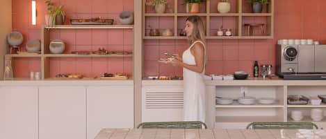 Breakfast area