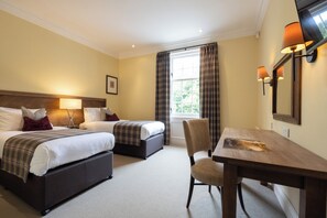 Appartement Standard | Chambres insonorisées, fer et planche à repasser, lit parapluie