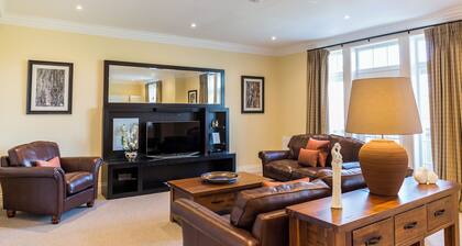 Loch Lomond Apartments at Cameron Lodges