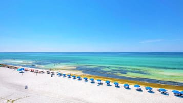 Casa, varias camas (Blue Mountain Beach Villas 5A) | Playa | En la playa