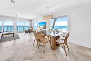 House, Multiple Beds (Blue Mountain Beach Villas 5A) | Interior