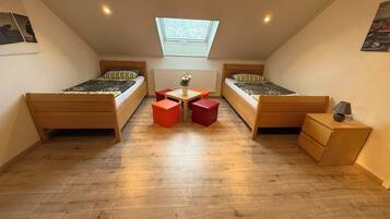 2 habitaciones, wifi gratis y ropa de cama