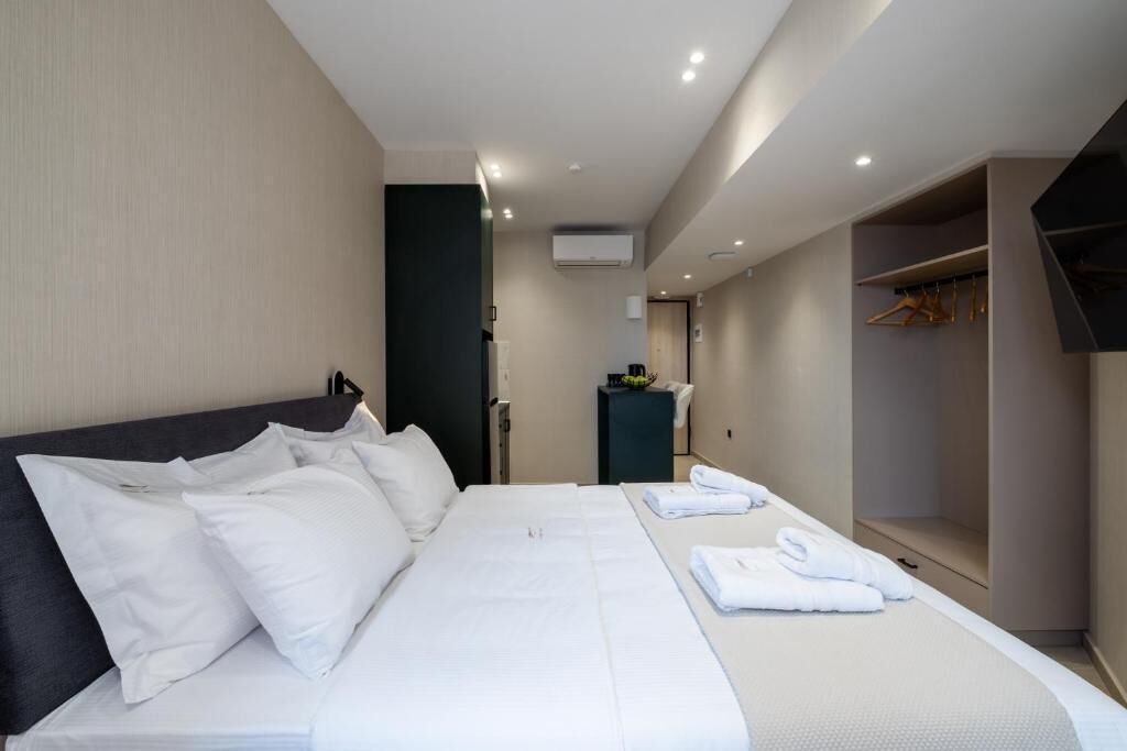 Blackout drapes, soundproofing, iron/ironing board, free WiFi