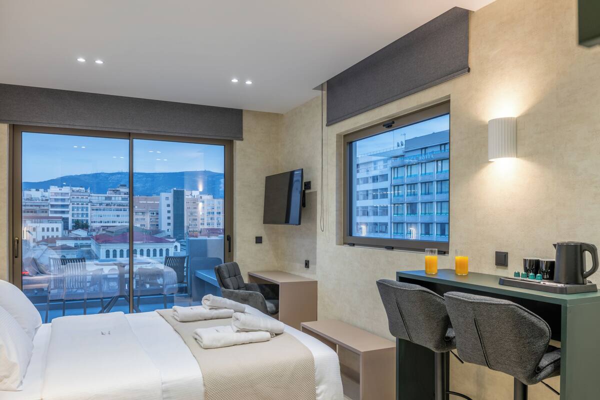 Hypo-allergenic bedding, memory-foam beds, desk, laptop workspace