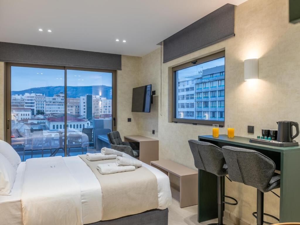 Blackout curtains, soundproofing, iron/ironing board, free WiFi