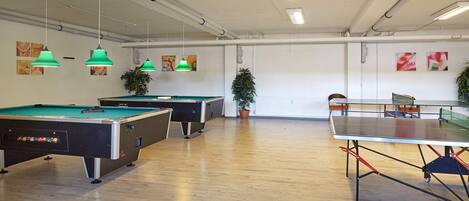 Apartment | Game room