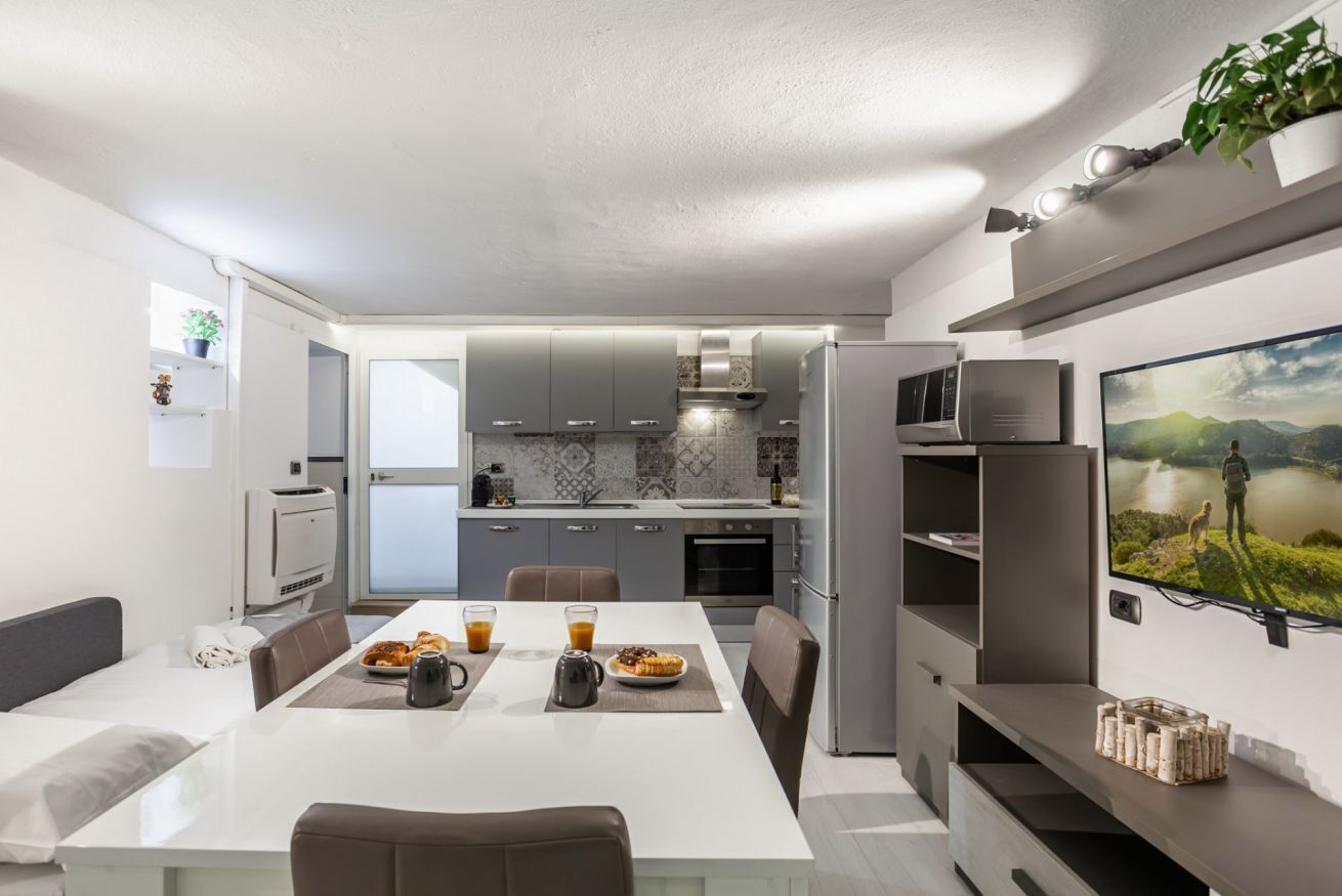 Kühlschrank, Mikrowelle, Geschirrspüler