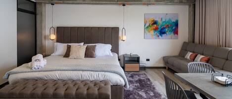 1 chambre, fer et planche à repasser, draps fournis