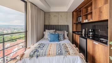 1 bedroom, iron/ironing board, bed sheets
