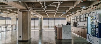 |Ahead| Spacious Loft with balcony and parking