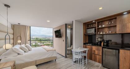 |Ahead| Comfortable Loft next to Unicentro with AC
