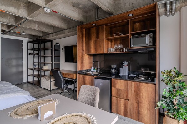 1 bedroom, iron/ironing board, bed sheets