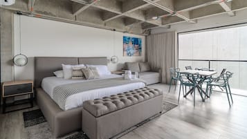 1 soveværelse, strygejern/strygebræt, sengetøj