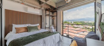 |Ahead| Urbano Loft cerca al aeropuerto + Parking