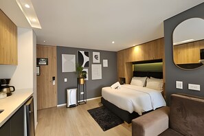 1 Schlafzimmer, Bügeleisen/Bügelbrett, Bettwäsche