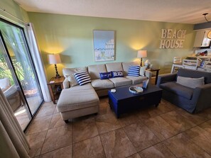 Maison mitoyenne, plusieurs lits (Portside I1- Gulf Palms) | Coin séjour