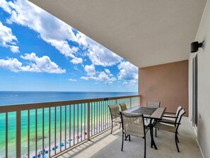 Apartment, Mehrere Betten (Sunrise Beach 1707) | Speisen im Freien