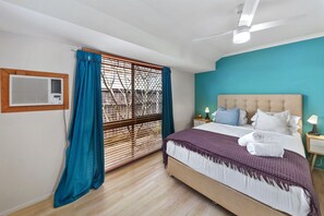 4 soveværelser, skrivebord, strygejern/strygebræt, weekendseng