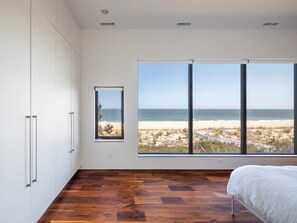 5 slaapkamers, een strijkplank/strijkijzer, gratis wifi