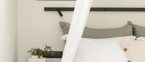 Junior Suite | خزنة داخل الغرفة وتجهيزات عازلة للصوت ومكواة/لوح كي وواي فاي مجانًا