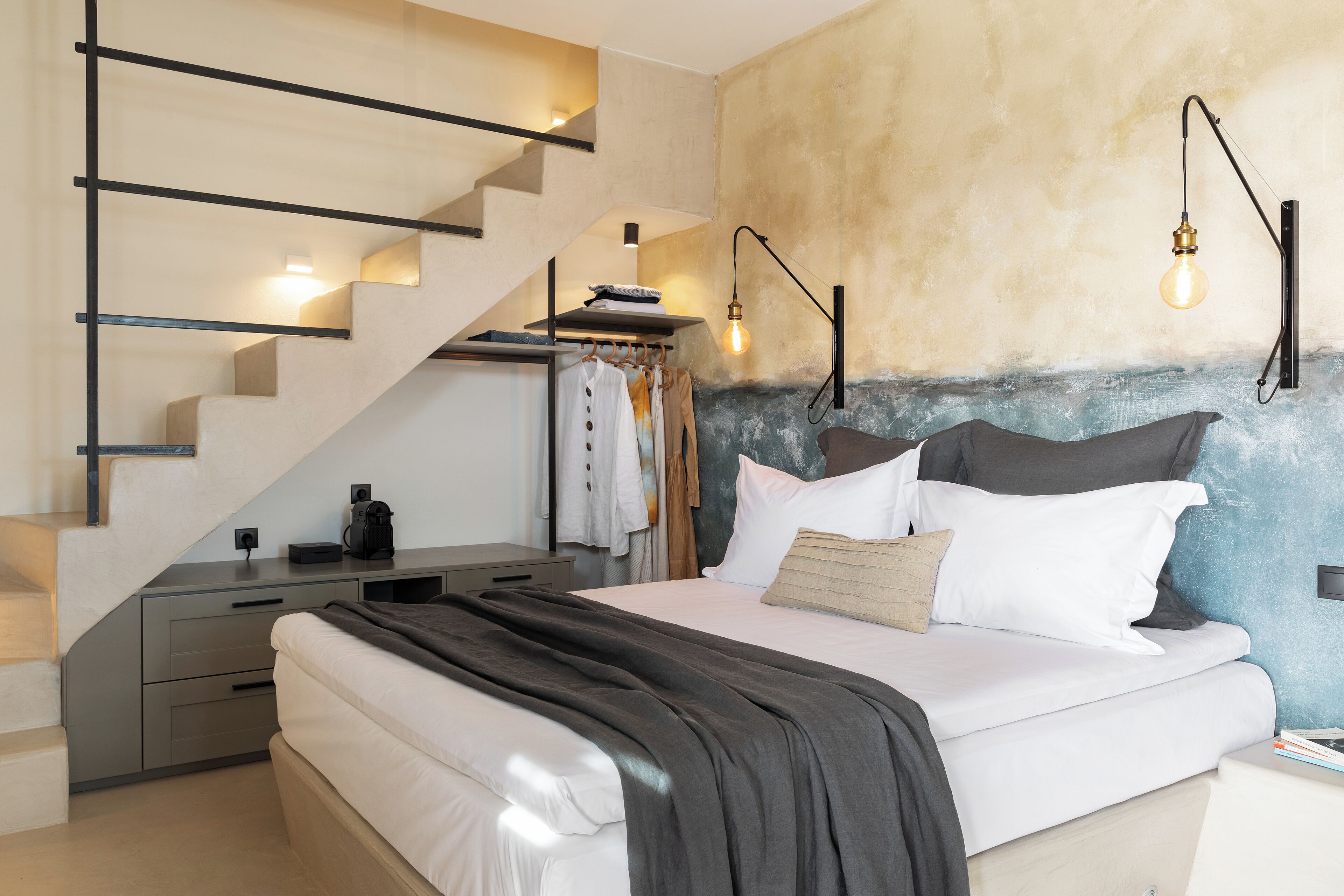 Kythnos Suite with Private Pool