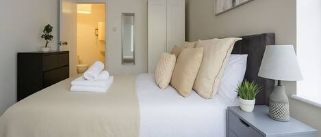 1 Schlafzimmer, Bügeleisen/Bügelbrett, kostenloses WLAN, Bettwäsche