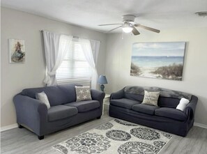 Condo, 1 Queen Bed with Sofa bed (Gulf Highlands 116O) | Living area