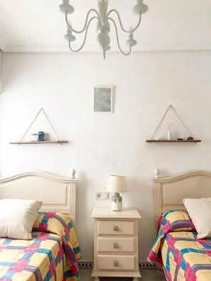 3 bedrooms, WiFi, bed sheets