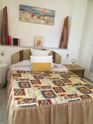 3 bedrooms, WiFi, bed sheets