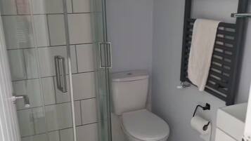 Shower, towels