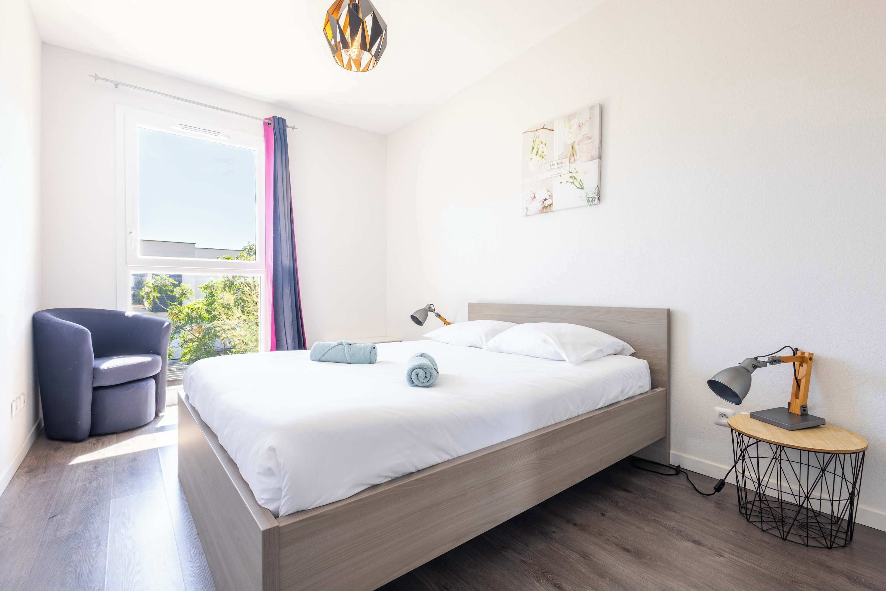 3 habitaciones, tabla de planchar con plancha y wifi 