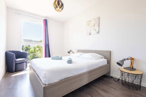 4 Schlafzimmer, Bügeleisen/Bügelbrett, WLAN