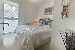 2 bedrooms, WiFi, bed sheets