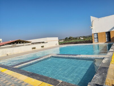 Gir Rajwadi Farm & Resort