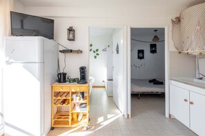 10 camere, Wi-Fi, lenzuola