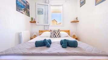 2 bedrooms