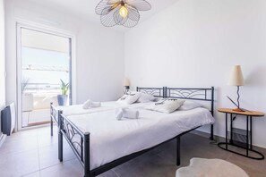 2 habitaciones, tabla de planchar con plancha, cuna de viaje y wifi 