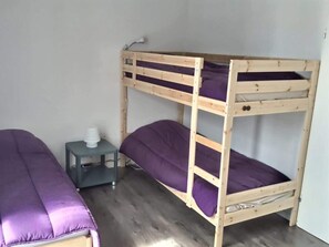 2 bedrooms, iron/ironing board, WiFi, bed sheets