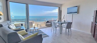Bel Horizon – Magnificent apartment with panoramic sea view