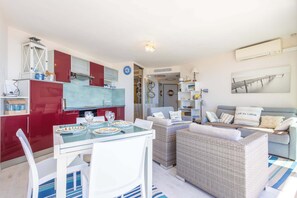 TV - Bel Horizon – Magnificent apartment with panoramic sea view (Valras-Plage)