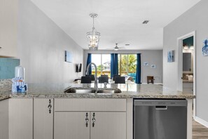 House, Multiple Beds (Coastal Cottage) | Interior - Coastal Cottage (Navarre)