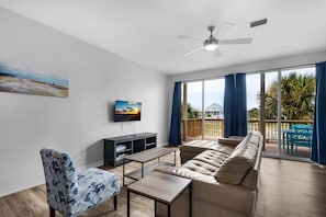 Townhome, Multiple Beds (Coastal Cottage) | Living area