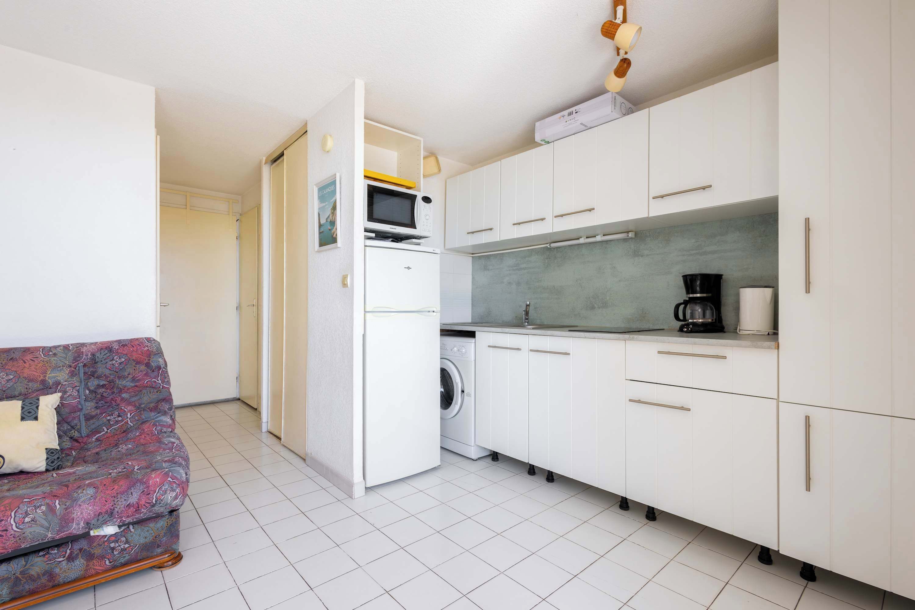 Interni