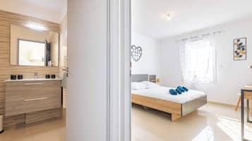1 habitación y ropa de cama