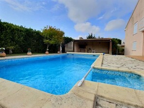 Pool - House for 10 Guests with Private Pool (Béziers)
