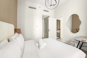 Apartment | 1 bedroom, Internet - Stylish 1BR in Production City With Pool and gym (Dubai)