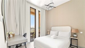 House | 1 bedroom, high-speed internet - Stylish 1BR in Production City With Pool and gym (Dubai)