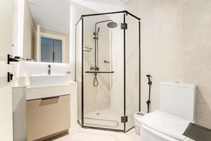 House | 1 bedroom, Internet - Stylish 1BR in Production City With Pool and gym (Dubai)